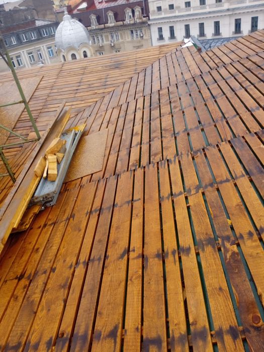 Reparatii Acoperisuri Urgente Infiltratii si Montaj Sisteme Complete