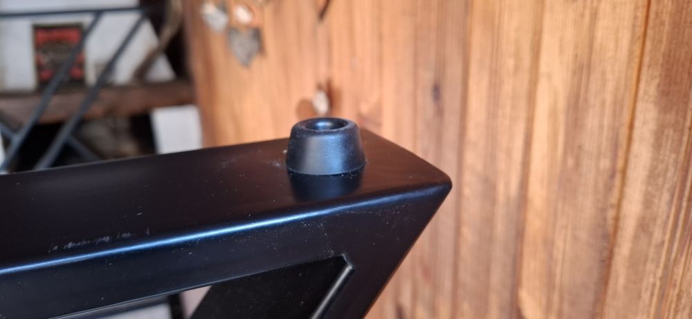 Комплект маса с две пейки