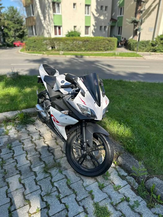 Motocicletă Yamaha yzf r125 2008