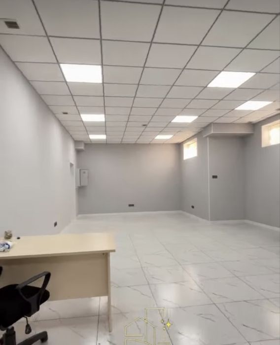 Коммерческое помещение 182 кв м