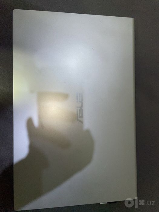 Asus x515 srochno holati ideal