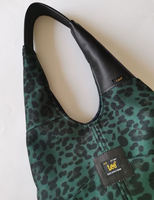 Дамска чанта LEE.