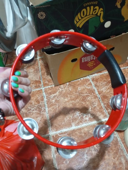 Tamburina roșie plastic tare