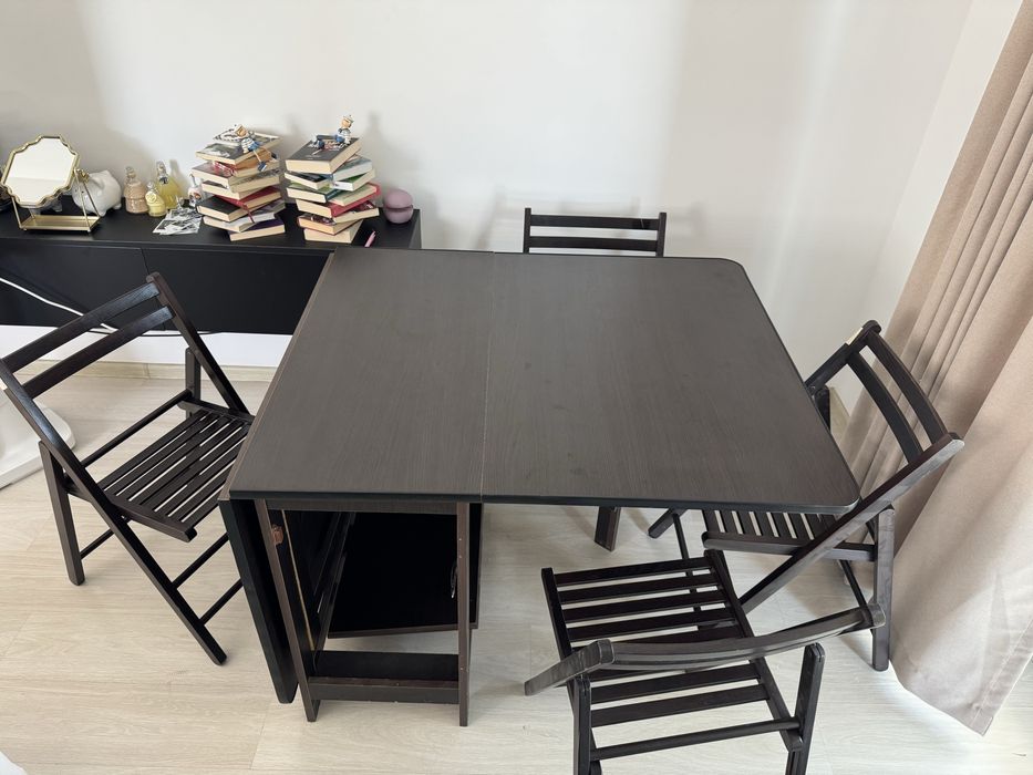 Masa extensibila + 4 scaune