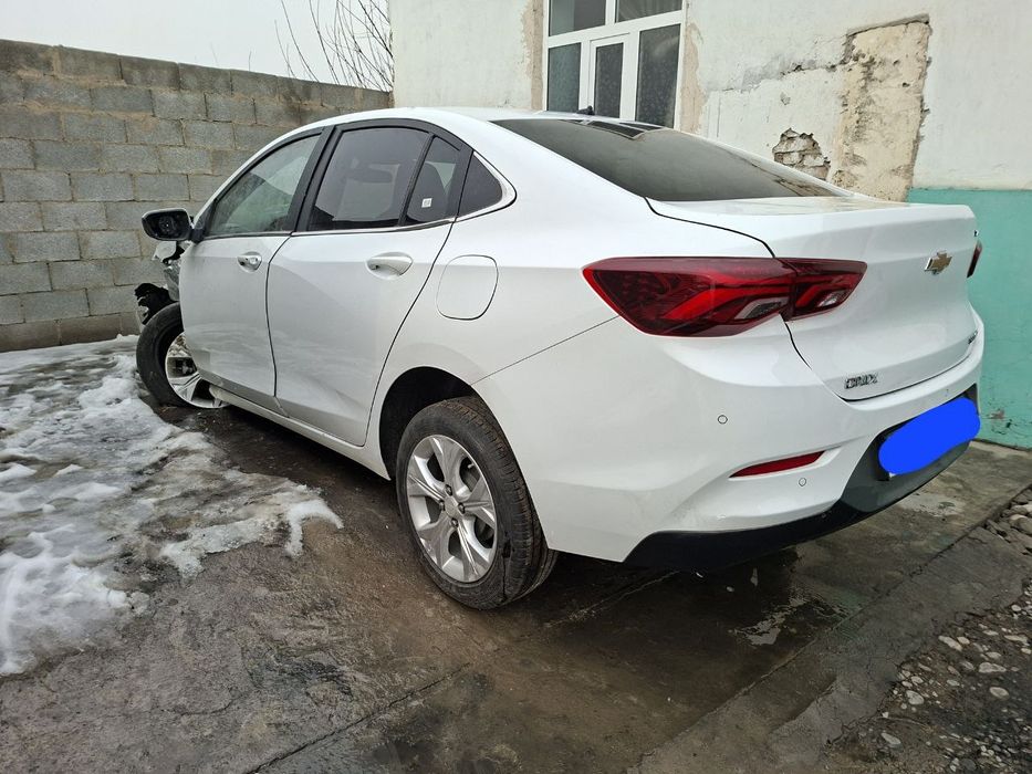 Avarinniy Onix sotiladi