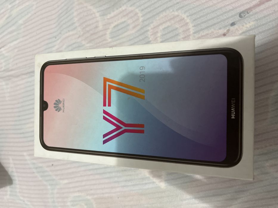 Продам Huawei y7 2019