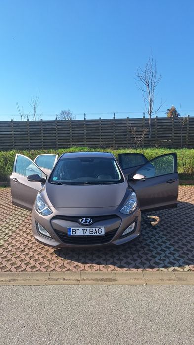 Hyundai  i30 1.6 benzina Manuala 02.11.2012