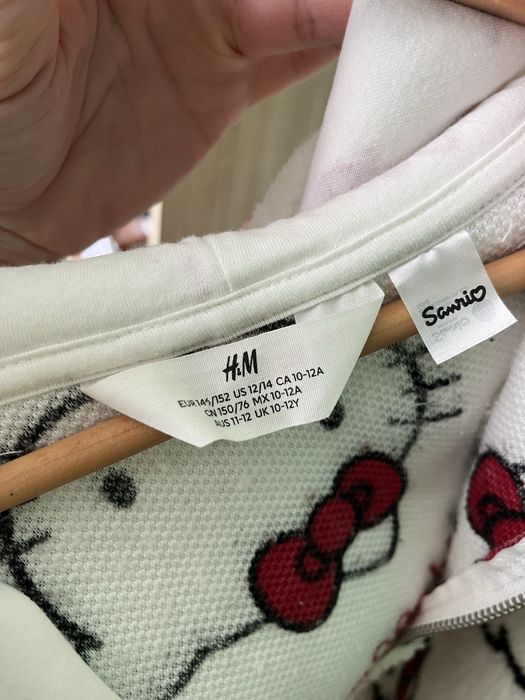 Пухкава мека жилетка H&M  Hello kitty 146-152р-р