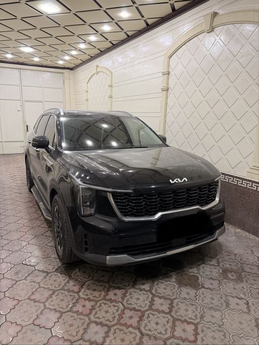 Kia sorento sotiladi
