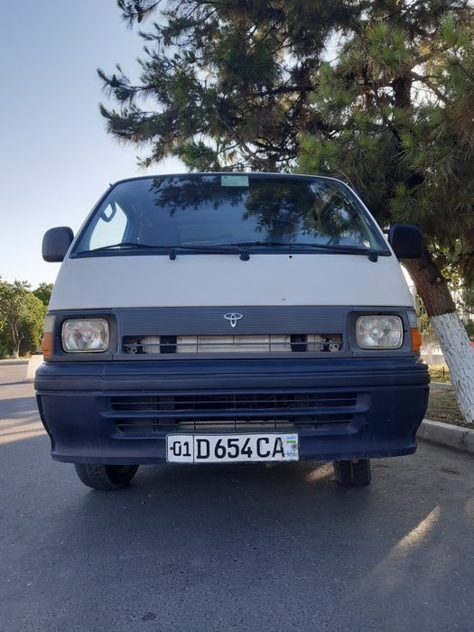 Toyota HiAse tezda sotiladi