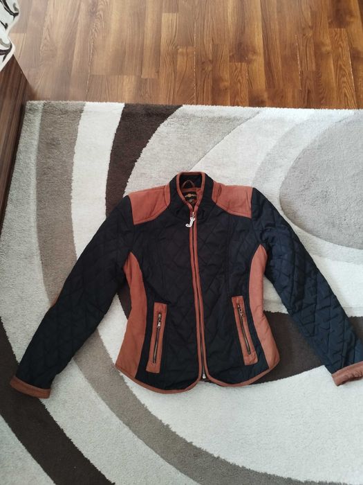 Дамско пролетно яке JUNONA