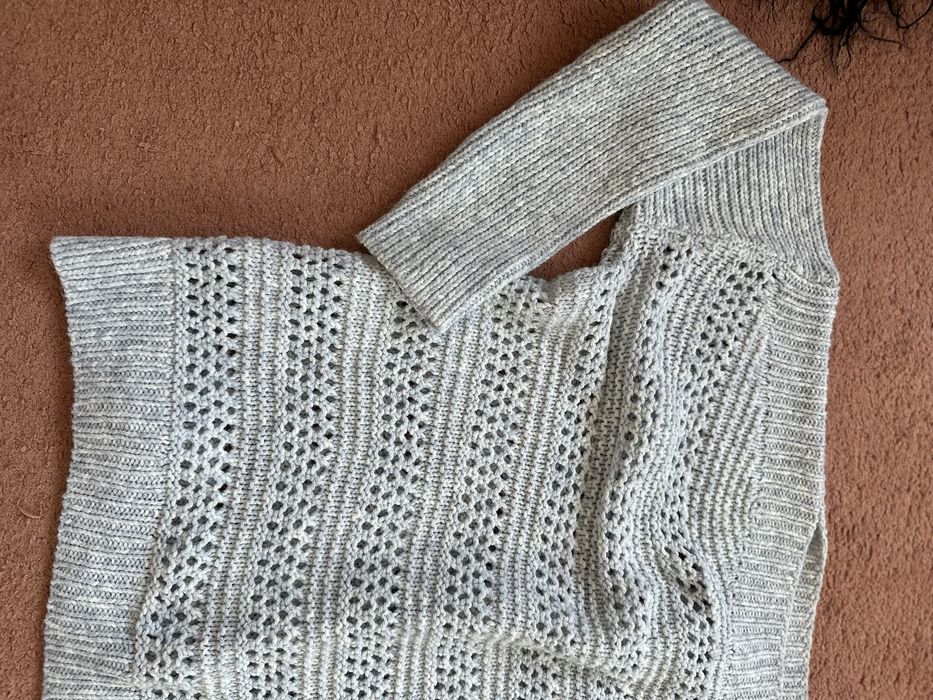 Pulover crosetat L gri