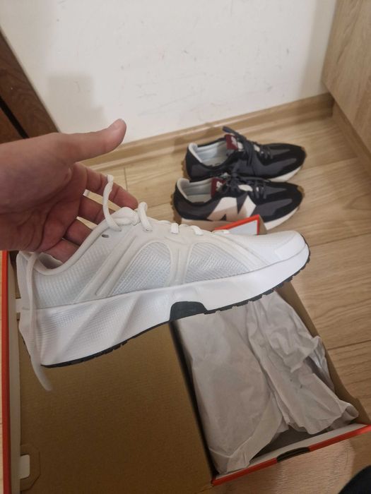 Маратонки Nike Нови
