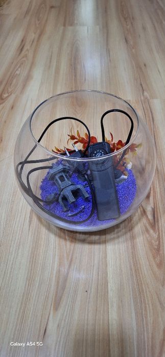 Acvarii gen bol, 5-6litri, cu toate accesoriile pt pești beta