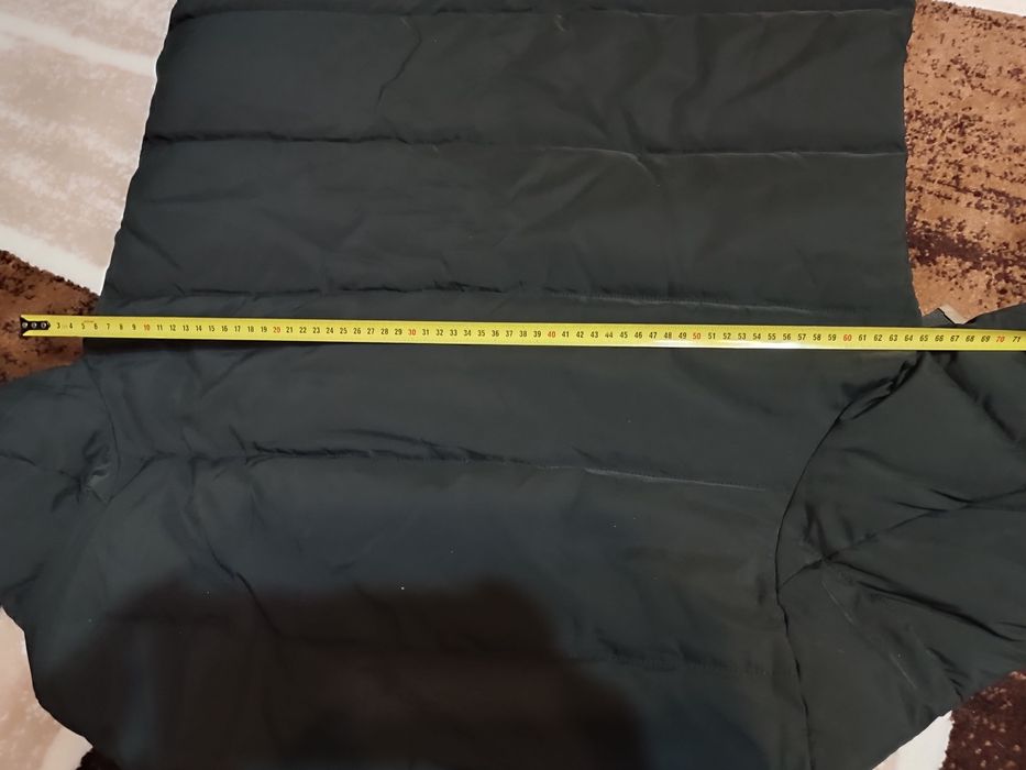 Пуховик зимний, черного цвета