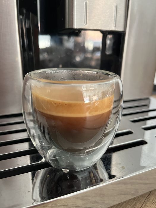 Aparat de facut cafea delonghi primadonna exclusiv