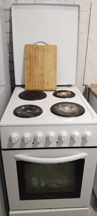 Продается электрическая плита