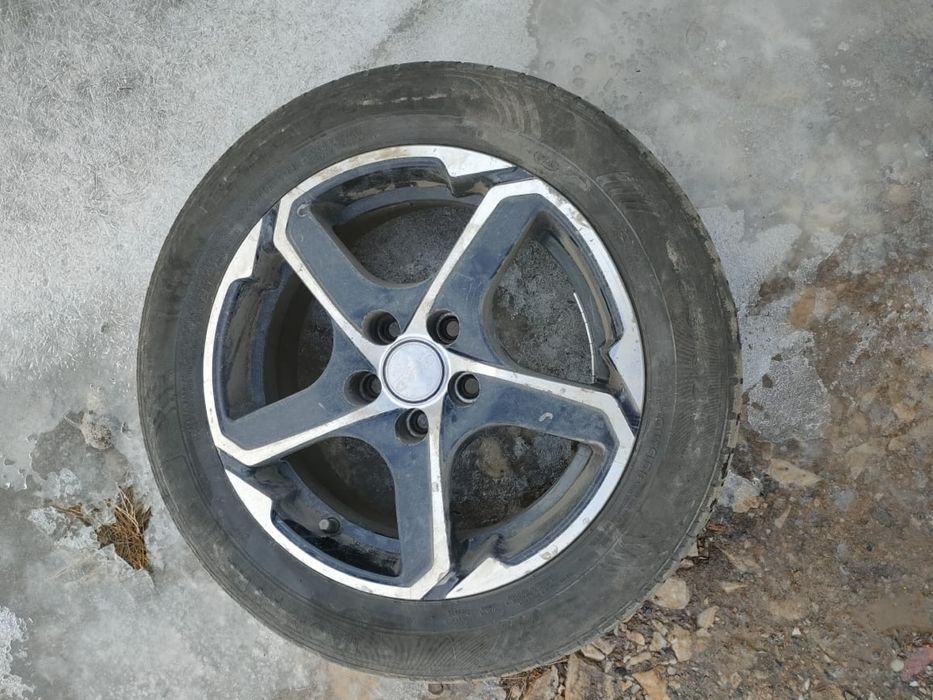 Продам резину 185/65/15