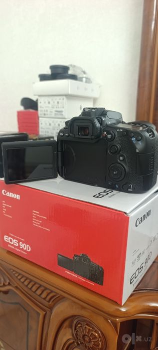 Canon EOS 90D+Canon EF lens 18-135 nano USM