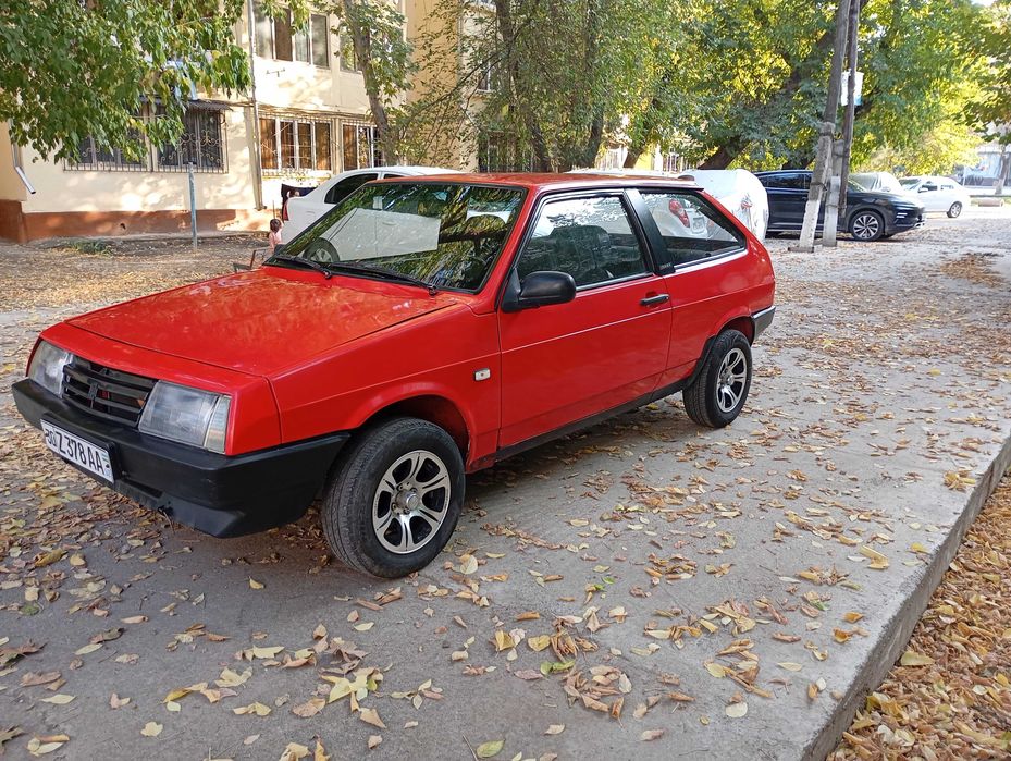 Автомобиль Ваз 2108