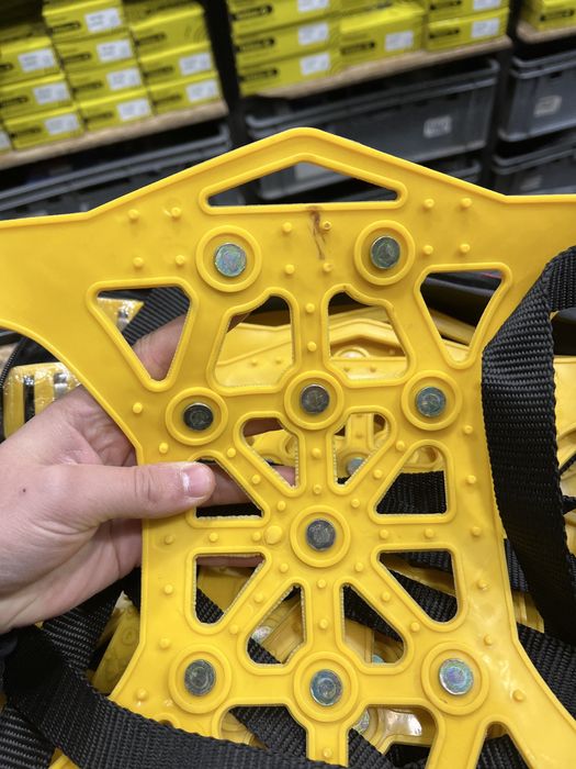 Универсальная антискользящая цепь для автошин