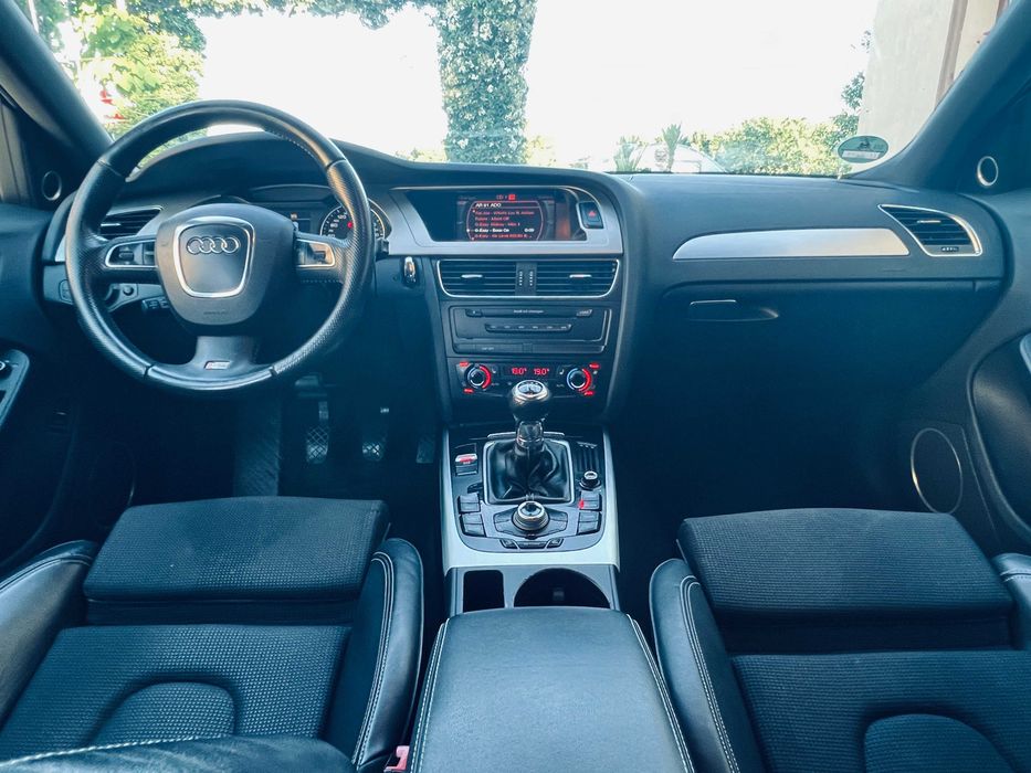 Audi A4 B8 2.0 TDI 170 CP • S-line