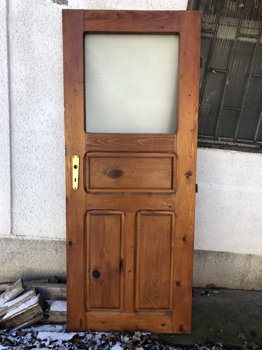 Врата дървена масив чам с брава - 4 броя