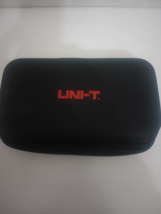 Електротрхнически комплект инструменти