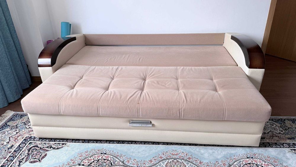 продам диван в гостиную
