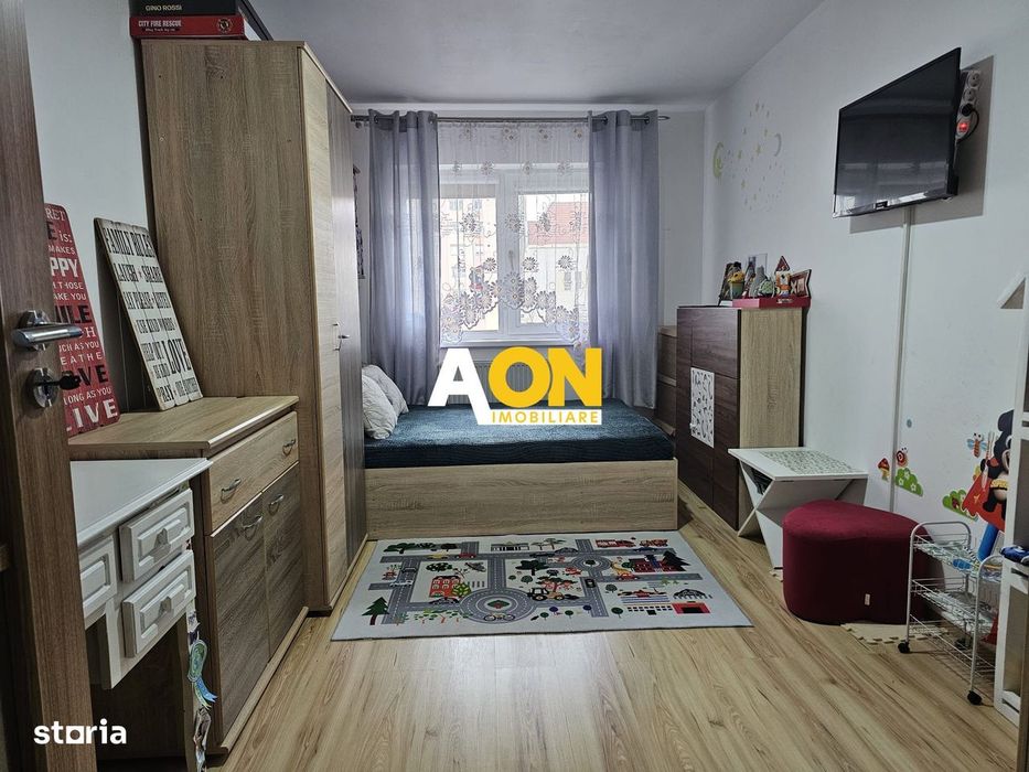 Apartament 3 camere, Cetate, etaj intermediar — fotografia 3