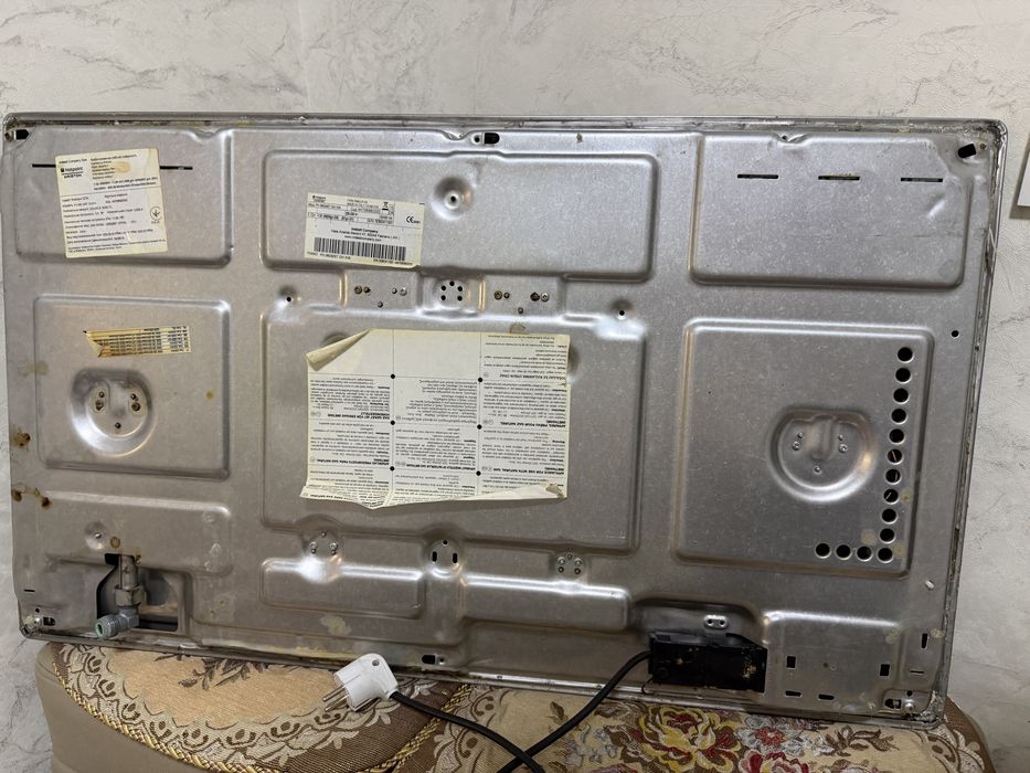 Газовая варочная панель Hotpoint-Ariston, 90 см,