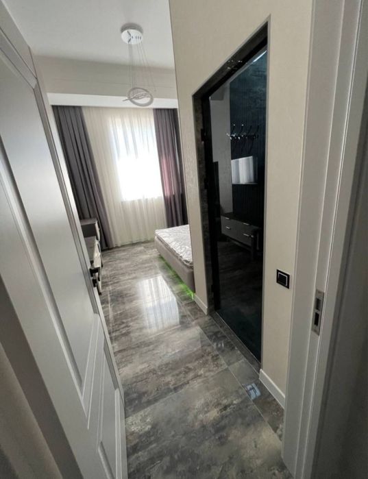 Аренда Яккасарой Ракат новастр 3 ком 8 этаж 10 этажка все ест