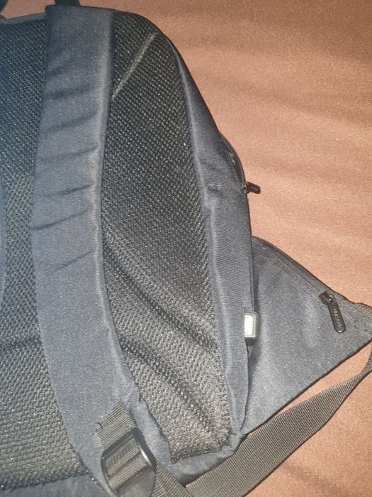 Rucsac-geanta laptop spate XDdesing cu boxa activa