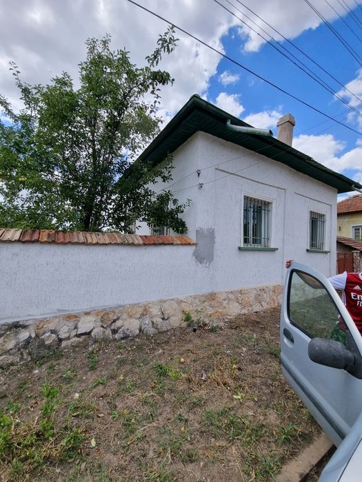 Продавам къща в с. Крушовица /Плевенско/