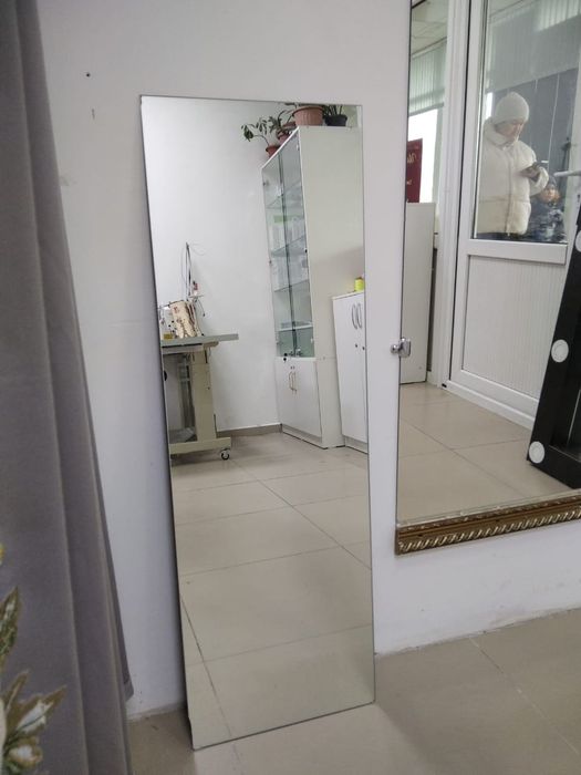 Продаются шкафы, зеркала