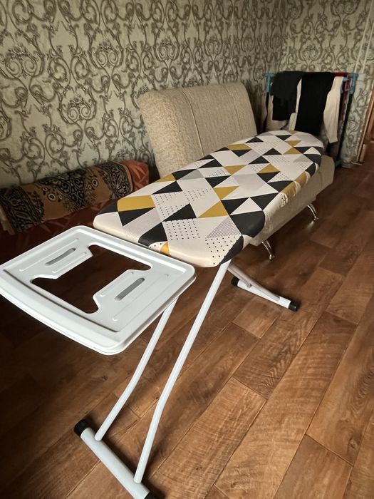 Гладильная доска в идеальном состояние