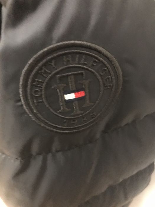 Яка Tommy Hilfiger