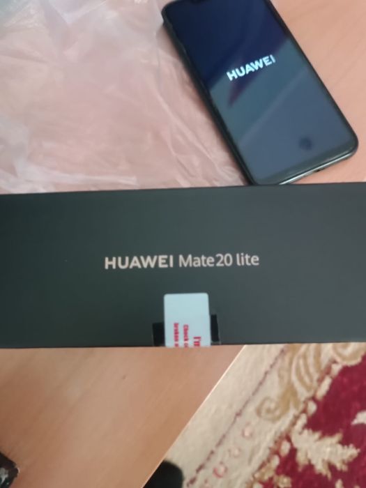 Продам Huawei mate 20 lite