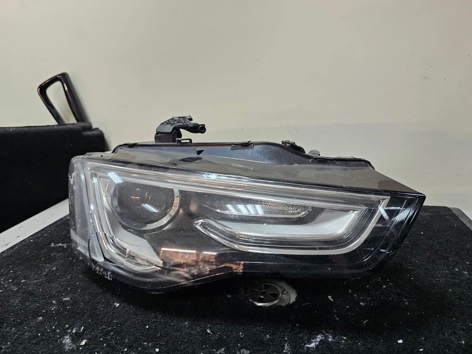 Десен фар Audi A5 ксенон desen far ауди а5