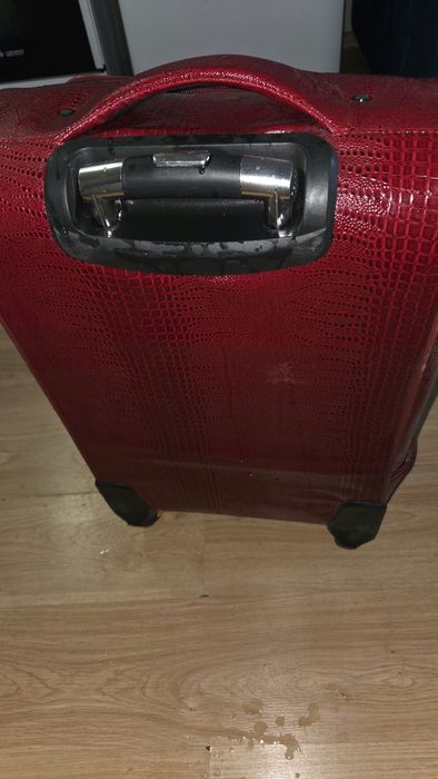 Чемодан 70л M (бордо)