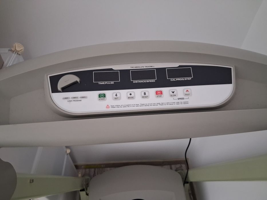 Bandă de alergat electrică Egymcom – funcțională, pentru acasă