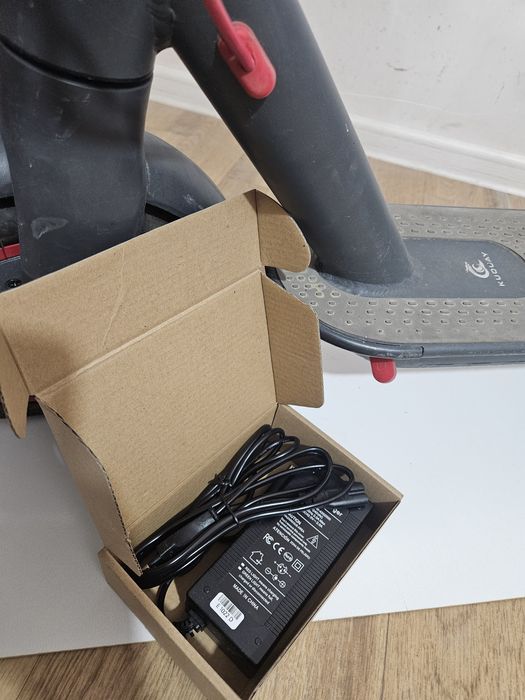 Продам электросамокат