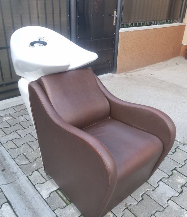 Scaun și scafă coafor frizerie