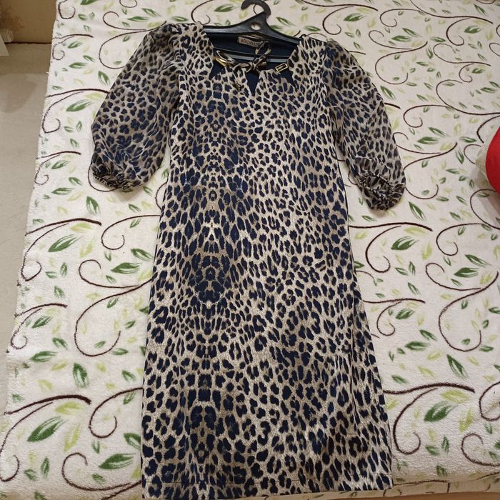 продам платья, все бу в хорошом состоянии, одевались по 1-2раза