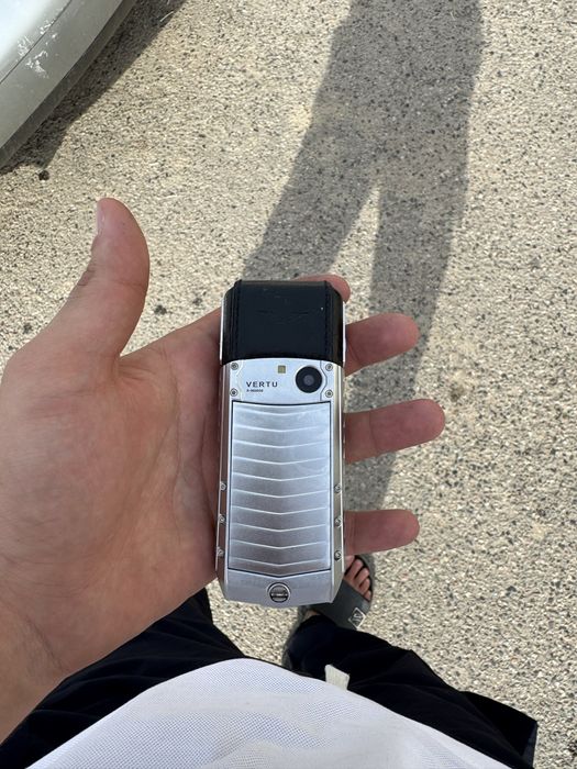 Vertu без зарядки