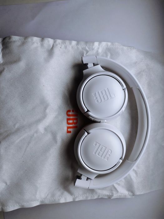 Полноразмерные наушники jbl