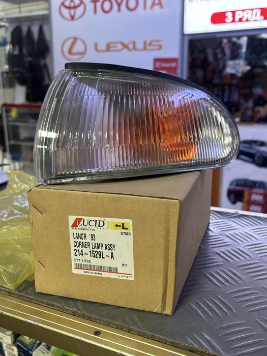 Lanser до 93 поворотник левый