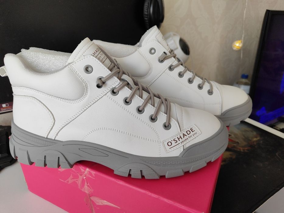 Продам ботинки весна - осень