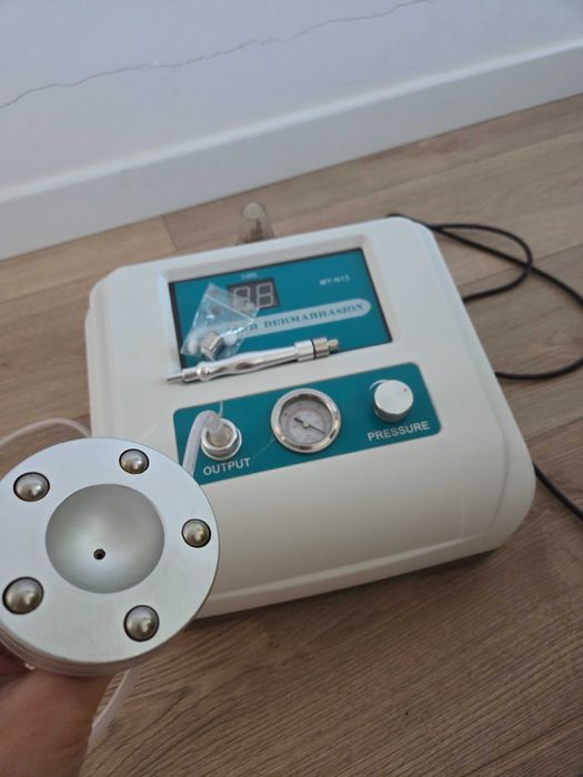 Aparat vacuum si microdermabraziune