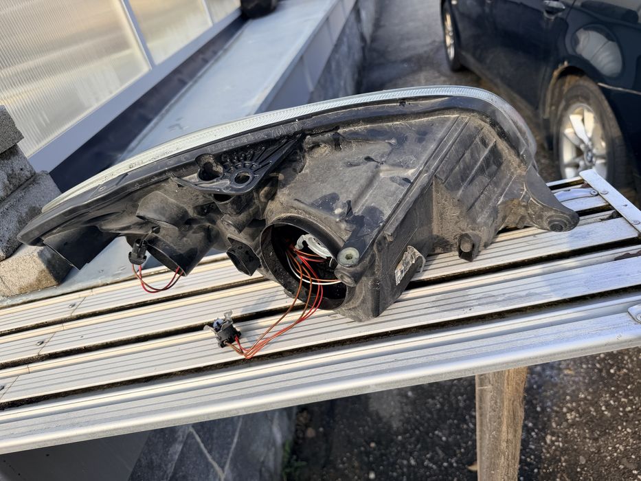 Ляв фар заSkoda Fabia 06-12”